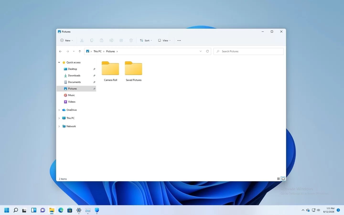 File Explorer picture folder in the default desktop of Windows 11.